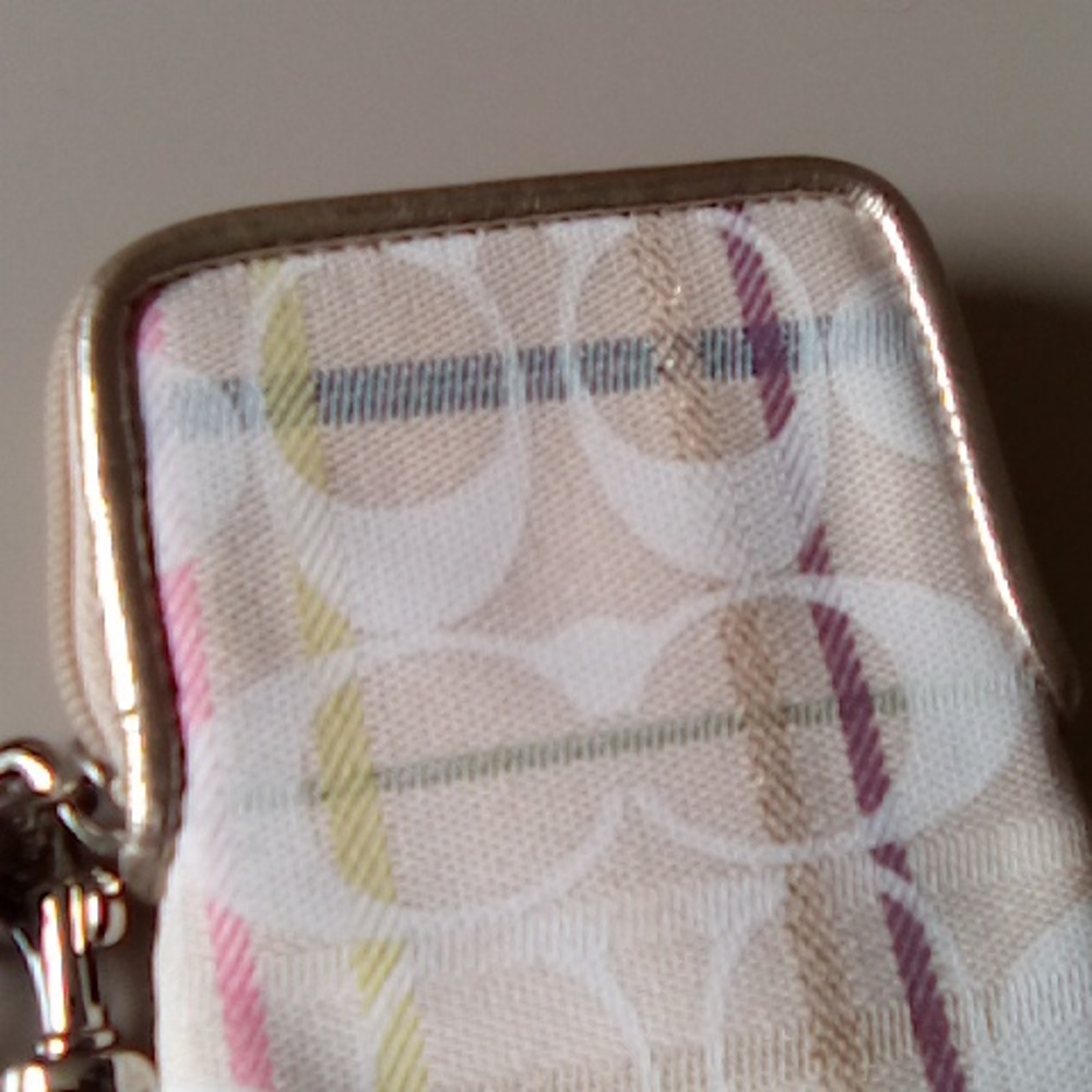 COACH Legacy pastel multicolor wristlet - Picture 12 of 12